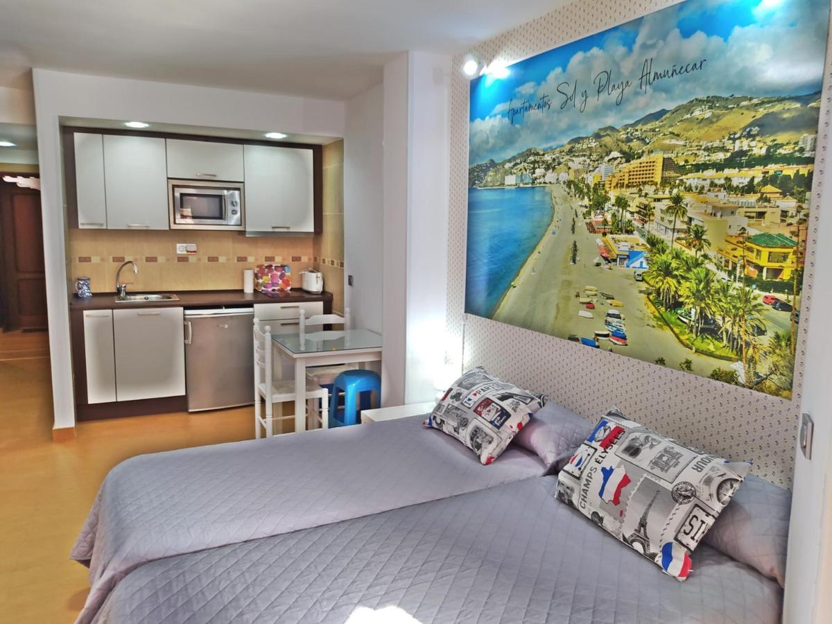 Apartamentos sol y playa Almuñécar Esterno foto