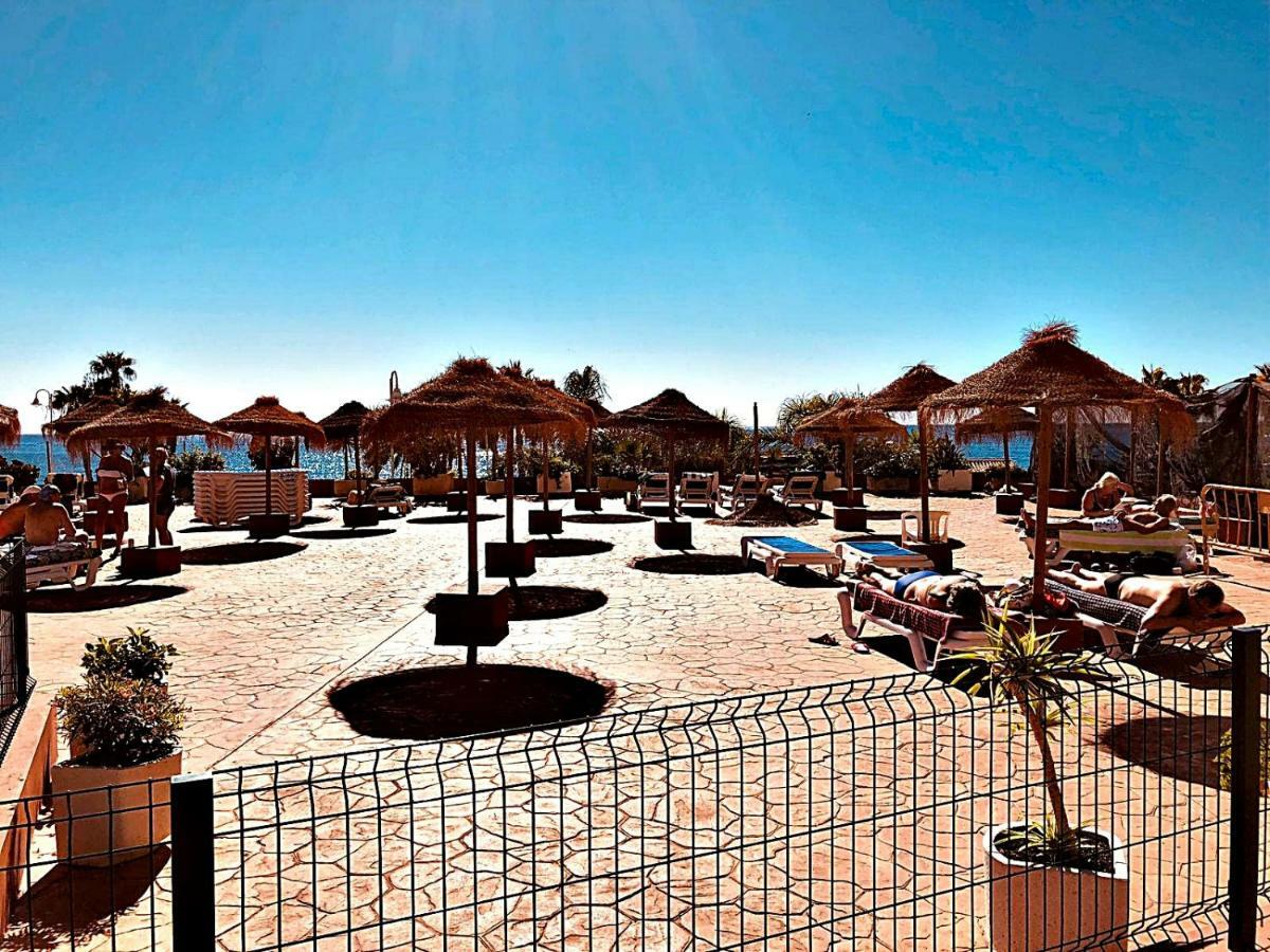 Apartamentos sol y playa Almuñécar Esterno foto